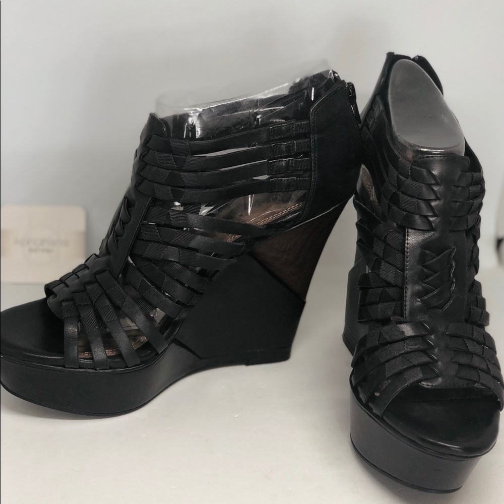 GIANNI BINIBLACK HEEL WEDGES 8.5